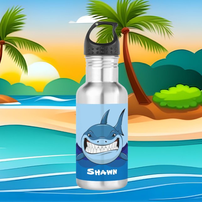 Tiburón asustado añada nombre botella de agua de a (Subido por el creador)
