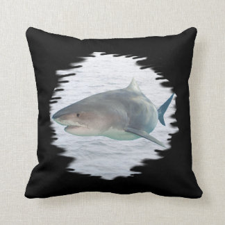 Tiburón en la almohada de MoJo del americano del