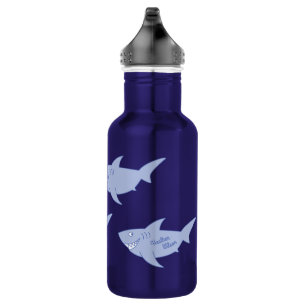 Tiburones cutan botellas de agua para niños con no