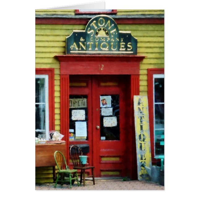 Tienda De Antigüedades Con Dos Sillas (Frente)