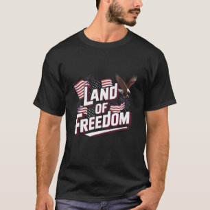 Tierra de camisetas de libertad