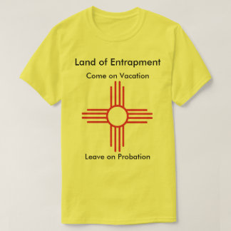 Tierra de la camisa de la colocación de trampas