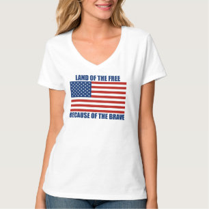 Tierra del libre debido a la camiseta valiente