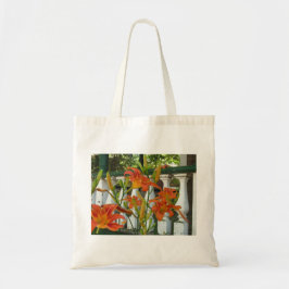 Tiger Lilies naranja - Bolsa Tote en el viñedo de 
