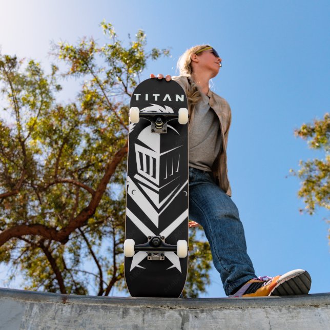 Titan Skateboard (Exterior 1)