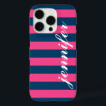 title_seo2 Monograma de escritura Personalizado de franjas ro<br><div class="desc">Vestir y proteger tu iphone con un diseño de patrones de rayas preppy,  moderno y audaz que es monogramado por personalizado con tu nombre en letra de guión bajo. Bandas horizontales negras / azul índigo y magenta caliente contrastadas con texto blanco.</div>