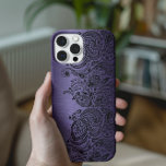 title_seo2 Púrpura Metálica Con Lazo De Paisley Negro<br><div class="desc">Diseño metálico de color púrpura negro con revestimiento de aluminio cepillado con encaje paisley floral negro.</div>