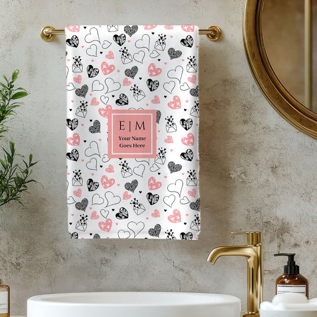 Toalla de baño adorable de San Valentín con texto  (Cute Valentine Bath Towel Pink Black Love Text)