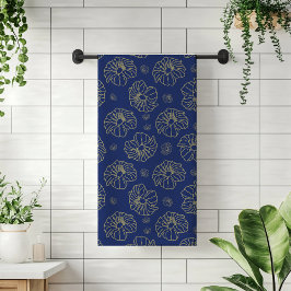 Toalla de baño con motivos florales de Moda dorada