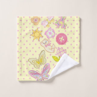 Toalla de baño con patrón floral y mariposas lindo