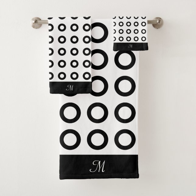 Toalla de baño moderna con monograma negro y blanc (In situ)