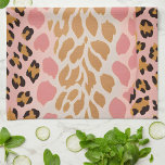 Toalla de cocina de arte de impresión de animales<br><div class="desc">Presentamos nuestra colorida toalla de cocina, con un vibrante diseño de arte de impresión animal. Perfecto para añadir un toque de color a la cocina o al comedor, este impresionante accesorio es tan práctico como elegante. Personalice la decoración de su cocina con este artículo único y llamativo, disponible ahora en...</div>