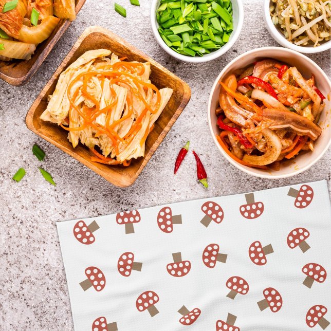 Toalla de cocina de hongo rojo Whimsical (Mushroom themed dinner with friends)