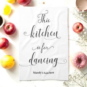 Toalla de cocina en blanco y negro para baile con 