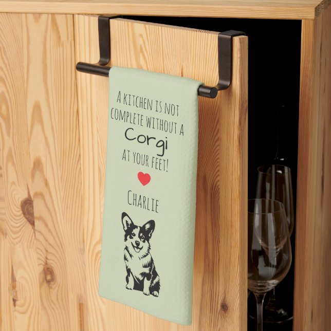 Toalla de cocina personalizable de Corgi 'No está  (Pliegue de tercios)