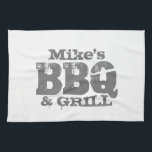 Toalla de cocina personalizada para fiesta de barb<br><div class="desc">Toalla de cocina personalizada para BBQ King / maestro de parrilladas. Diseño de plantilla de tipografía de época para fiesta de cocina al aire libre. Haz tu propia toalla de barbacoa para el chef papá, padre, tío, abuelo, esposo, hermano, hombres, etc. Personalizable. Una idea de regalo del día del padre....</div>