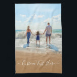 Toalla de cocina Personalizado personalizada con t<br><div class="desc">Toallas de cocina de personalizado y texto - Único su propio diseño - Familia personalizada / Amigos o regalo personal - Añadir su texto y foto - Redimensionar y mover elementos con la herramienta de personalización ! Elija fuentes / tamaño / color! Buena suerte - Estar contentos :)</div>