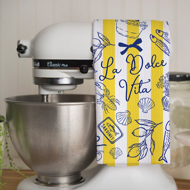 Toalla de Cocina Temática Italiana Caprichosa La D (La Dolce Vita Whimsical Italian Themed Kitchen Towel)