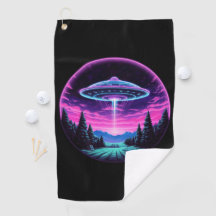 Alien Spaceship Retro Futurista