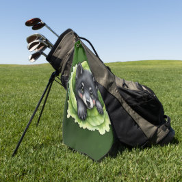 Toalla De Golf Cachorro de lobo en el verde: