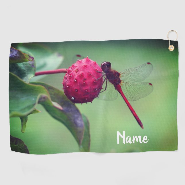Toalla De Golf Dragonfly Rojo Sobre Fruta De Dogwood Personalizad (Horizontal)