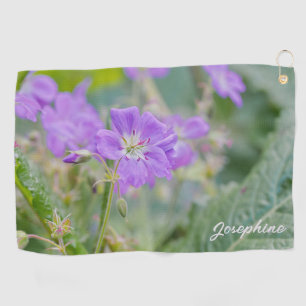 Toalla De Golf Foto de flor silvestre de geranio violeta con tu n