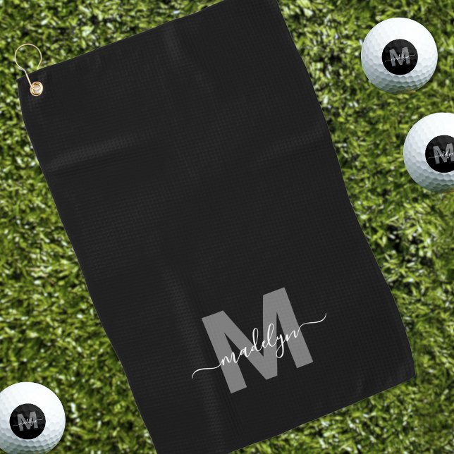Toalla De Golf Monograma de nombre inicial blanco negro (Black White Initial Name Monogram Golf Towel)