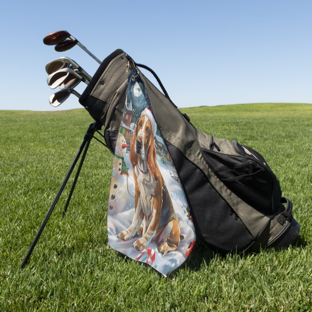 Toalla De Golf Navidades de Invierno Basset Hound Dog Wonderland (Verde)