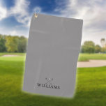 Toalla De Golf Nombre personalizado Clubes de golf Gray<br><div class="desc">Personalice el nombre en la tipografía clásica para crear un regalo de golf único y mantenerlo para cualquier golfista. Diseñado por Thisisnotme©</div>