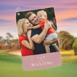 Toalla De Golf Nombre personalizado Foto Rosa polvoriento rosa<br><div class="desc">Personalice su foto especial y su nombre en la tipografía clásica para crear un regalo de golf único y mantenerlo para cualquier jugador. Diseñado por Thisisnotme©</div>