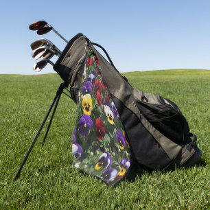 Toalla De Golf Pansies de tres colores: Una sinfonía de colores e