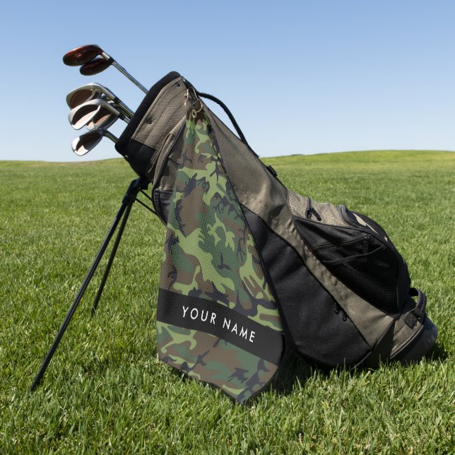 Toalla De Golf Patrón de camuflaje verde, nombre, personalización (Verde)