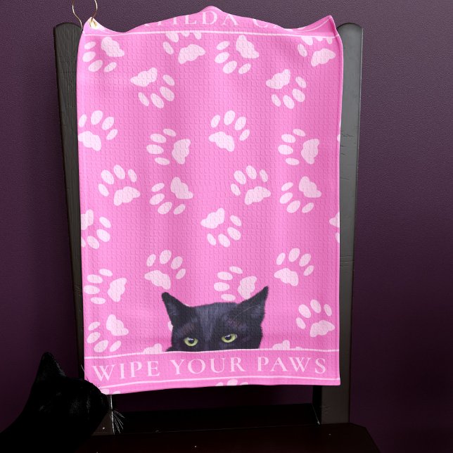 Toalla de golf rosa caliente de patas negras perso (Purrfect pink golf towel for your golfing Cat Mom or your cat. Either one will love you more)