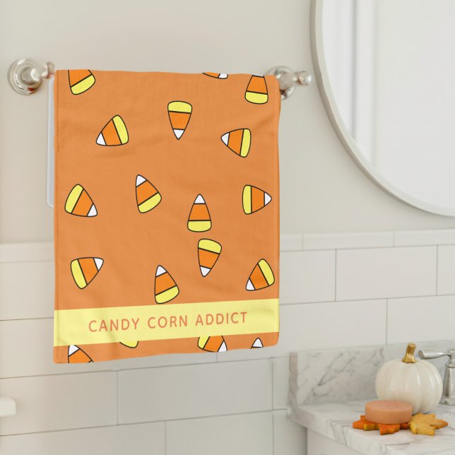 Toalla de mano de Naranja de abdominales de maíz d (A fun and colorful candy corn pattern hand towel for your Halloween bathroom)