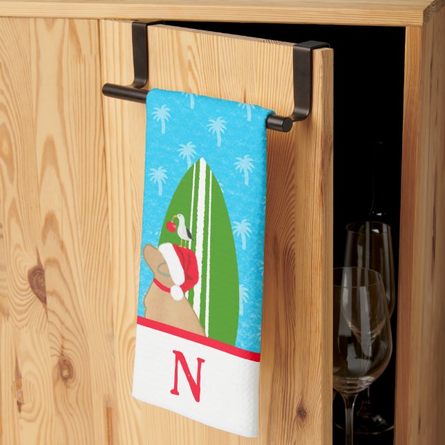 Toalla de Navidad Perro Surfboard Dorado Santa Gav (Pliegue de tercios)