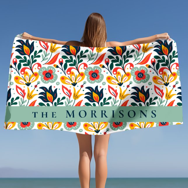 Toalla De Playa Apellido personalizado del Personalizado de patron (Floral Pattern Custom Personalized Last Name Beach Towel)