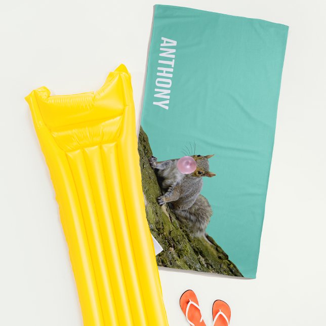 Toalla De Playa Ardilla que sopla una foto de un animal de burbuja (Subido por el creador)