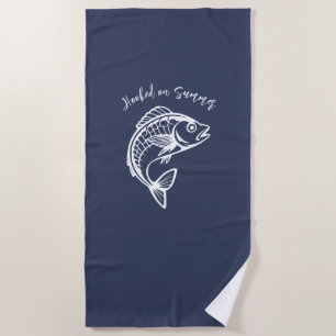 Toalla De Playa Atado De Pescado En Verano