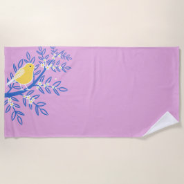 Toalla De Playa Ave amarilla ilustrada en un fondo rosado