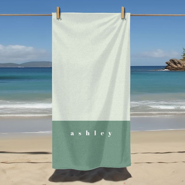Toalla De Playa Bloque de Color Personalizado Menta (Green color block personalized name beach towel.)