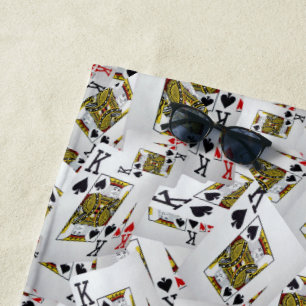 Toalla De Playa "Capa Real: Una pila de tarjetas de Kings Poker"