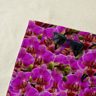 Toalla De Playa Clústers radiantes: La Sinfonía Magenta Orquídea,
