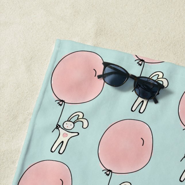 Toalla De Playa Conejito aguantando un globo (In situ)