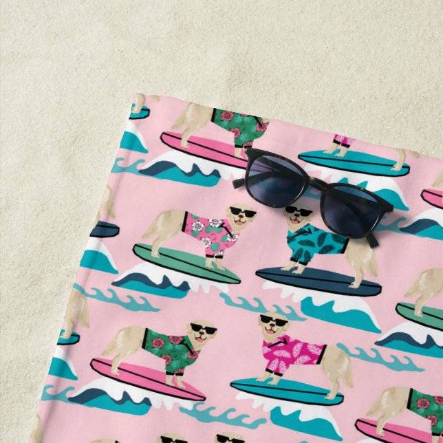 Toalla de playa de Surfing Dog Golden Retriever (In situ)