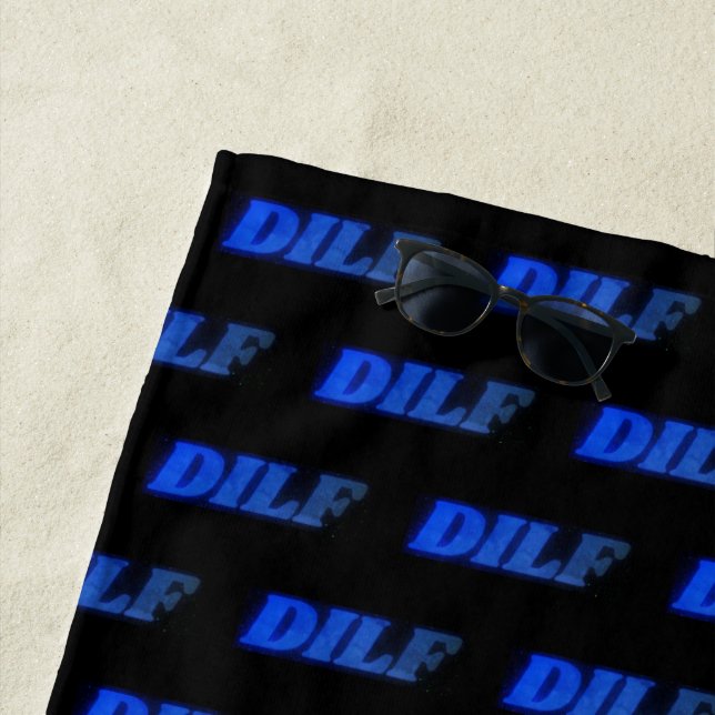 Toalla De Playa "DILF" Beach Towel (In situ)