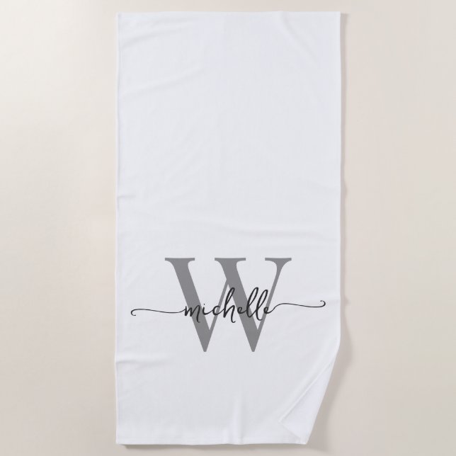 Toalla De Playa Estilo Moderno Nombre Monograma Gris Blanco Script (Anverso)