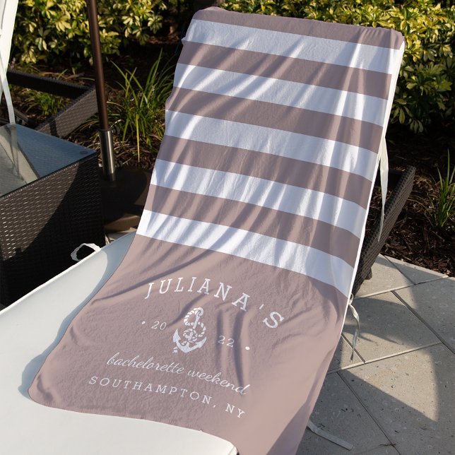 Toalla De Playa Fin de semana de soltera personalizada de Taupe ro (Subido por el creador)