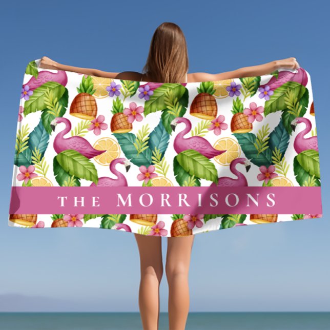 Toalla De Playa Flores tropicales y hojas Personalizado de flamenc (Tropical Flowers and Leaves Pink Flamingo Custom Beach Towel)