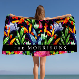 Toalla De Playa Fondo del patrón floral de nombre familiar persona