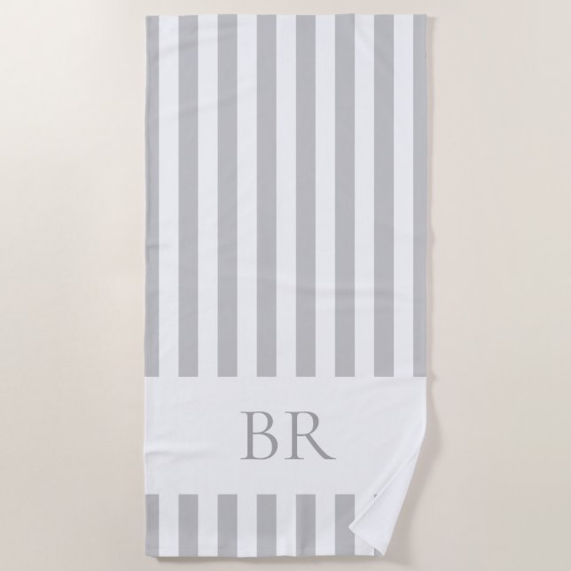 Toalla De Playa Franja de cabana gris con monograma personalizado (Anverso)